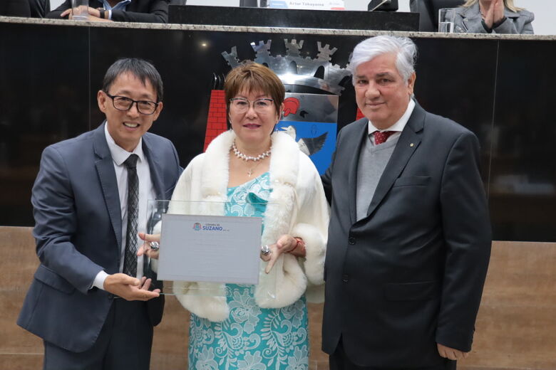 Tiyoko Abe Diniz recebe título de cidadã suzanense