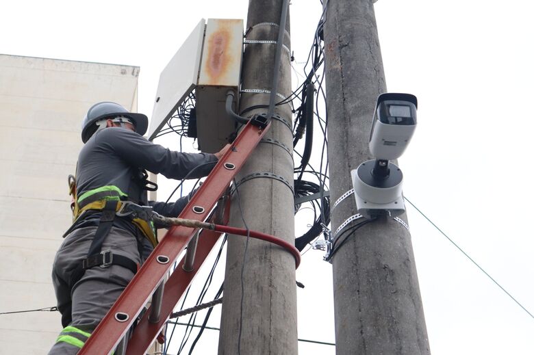 'Smart Suzano' inicia instalação de câmeras com reconhecimento facial