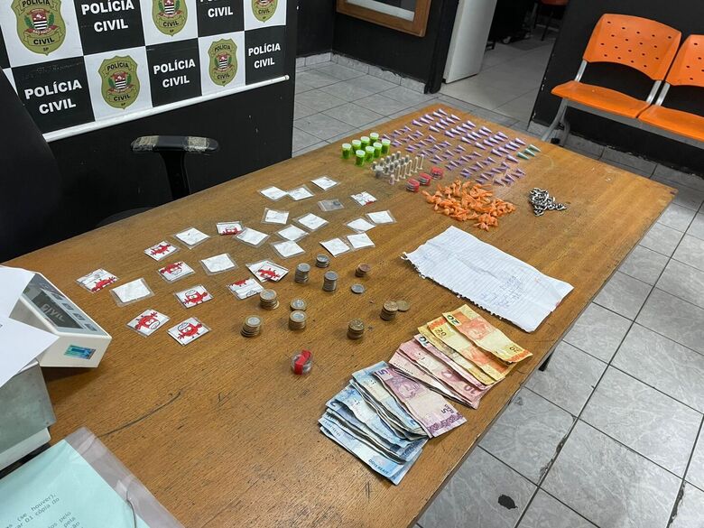 Entorpecentes foram apreendidos 