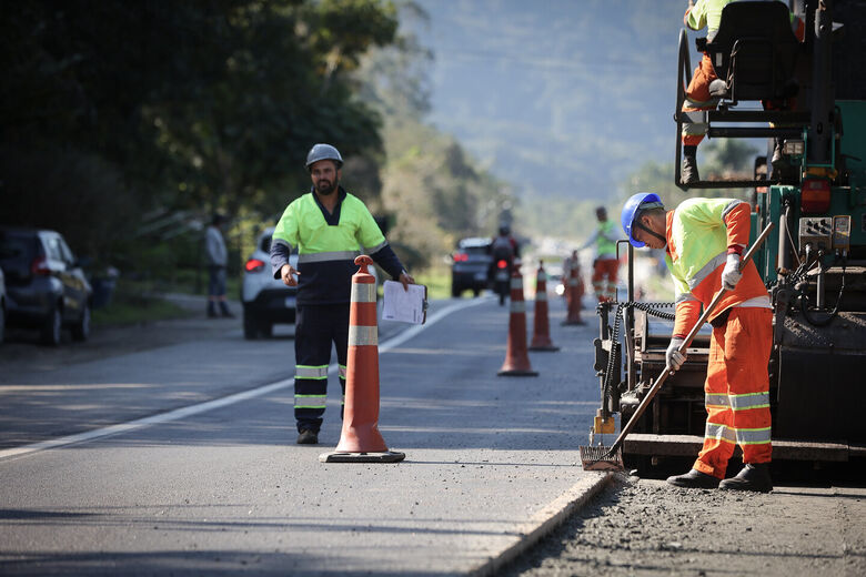 Rodovias do Lote Litoral recebem R$ 282 milhões em melhorias com quase um ano sob concessão