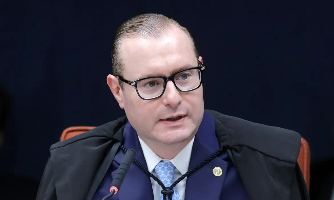 Golpe: Zanin vota e soma 2 votos para condenar núcleo de desinformação