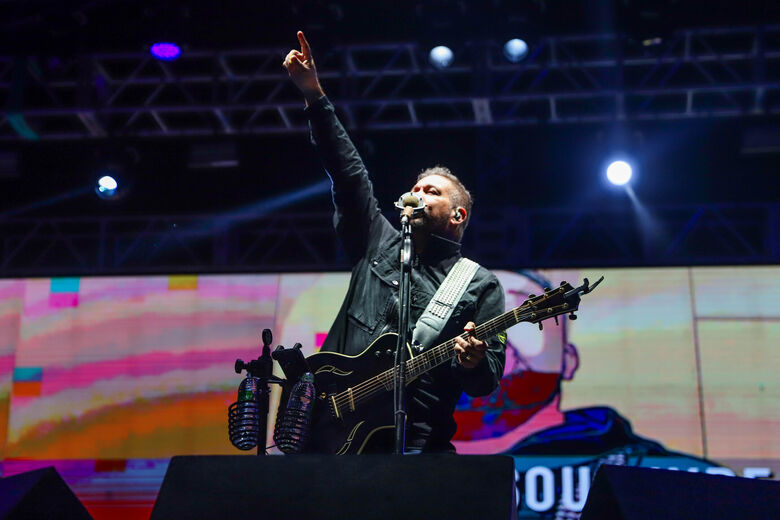 Ferraz encerra a 41ª Festa da Uva com show do cantor Fernandinho