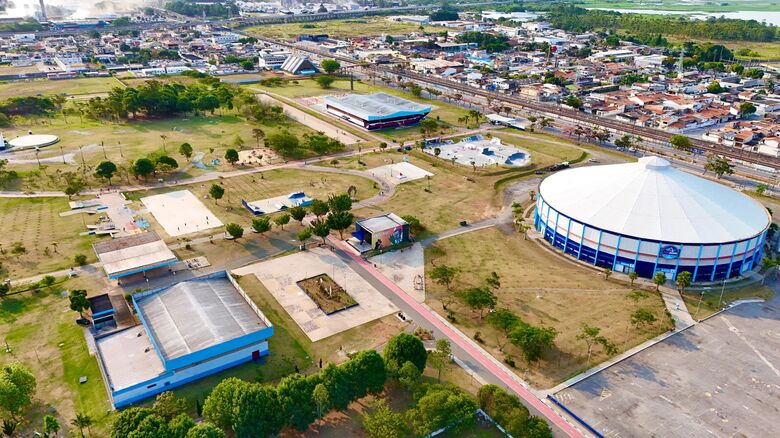Parque Municipal Max Feffer recebe 'Festival de Música e Circo' neste sábado