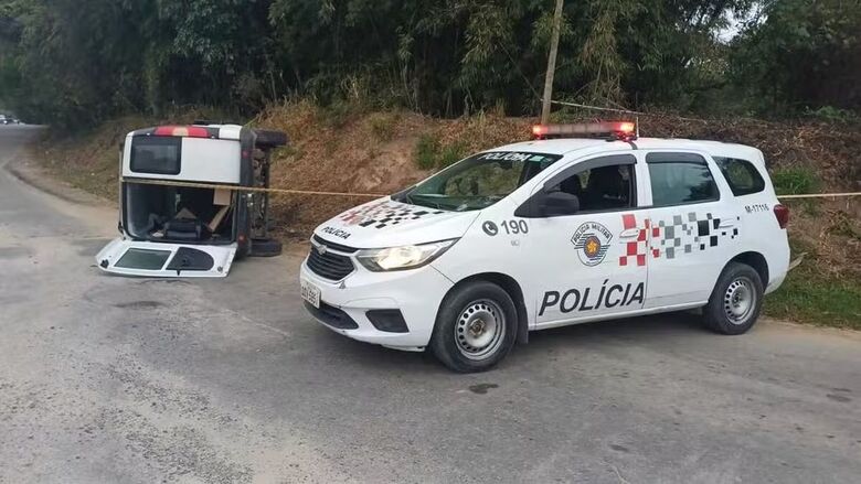 Carro roubado foi devolvido à vítima