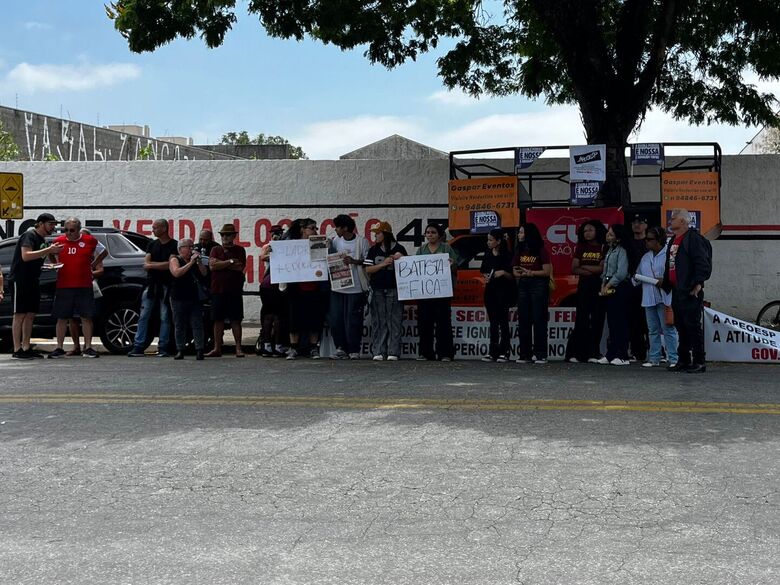 Protesto quer impedir transferência da Diretoria de Ensino de Suzano