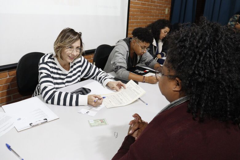 REGULARIZAÇÃO FUNDIÁRIA EM SUZANO Números expressivos na cidade