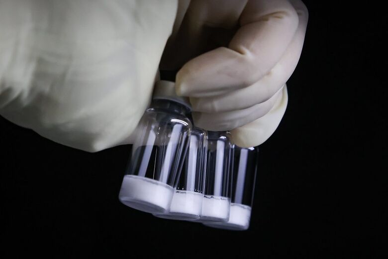 Instituto Butantan produz doses da vacina contra dengue