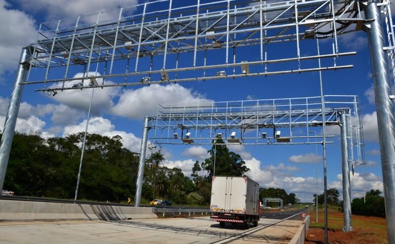 TJ-SP emite efeito suspensivo e retoma cobrança de pedágio em Arujá