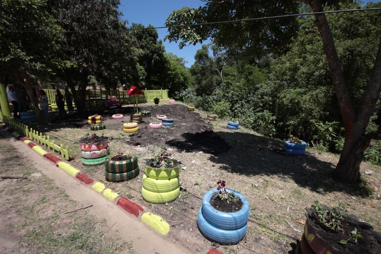 Área de descarte irregular às margens do Guaió no Jardim Monte Cristo é revitalizada