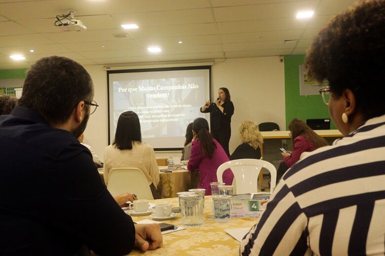 Rodada de Negócios - Café Empresarial da ACMC reúne empreendedores e debate sobre reforma tributária