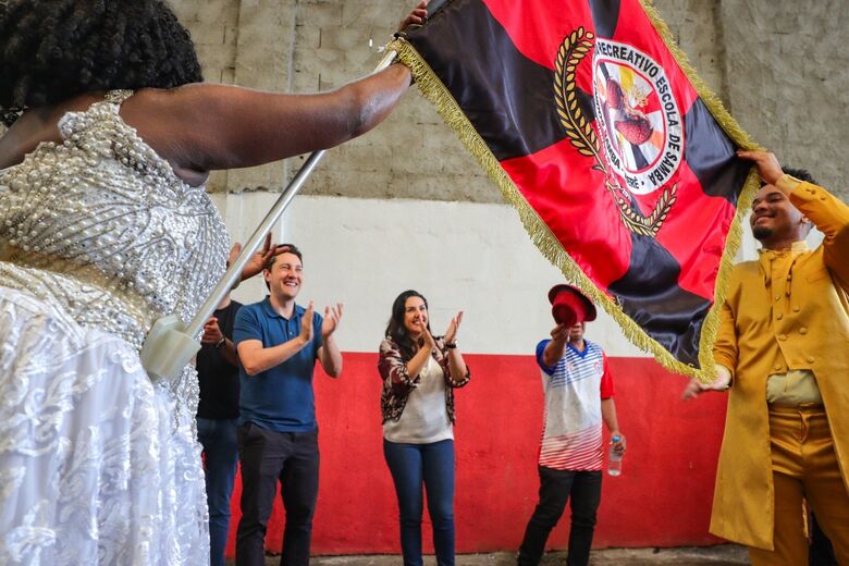 Cultura de Ferraz lança sambas-enredo para o Carnaval de 2026