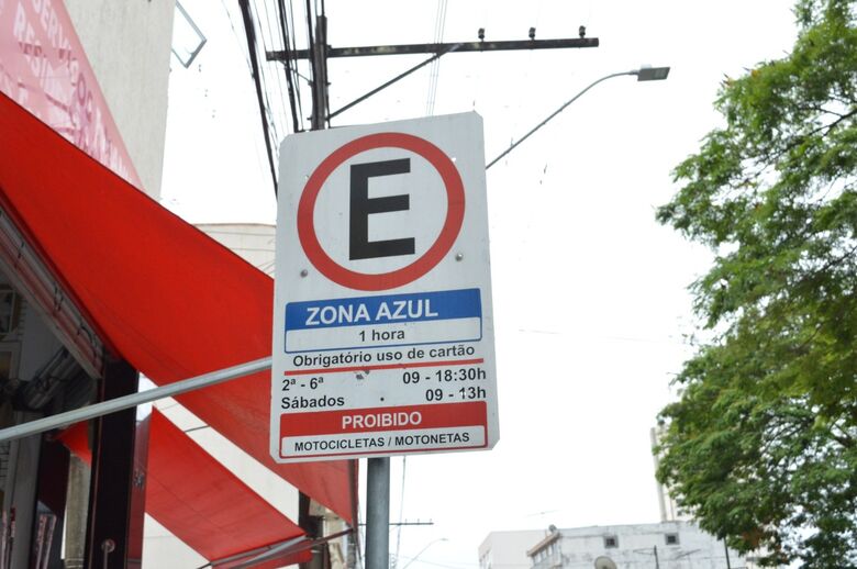 Zona Azul descarta novas vagas para fim de ano 