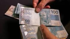 Planejamento e prioridade: especialista do Unipiaget orienta uso estratégico do 13º salário