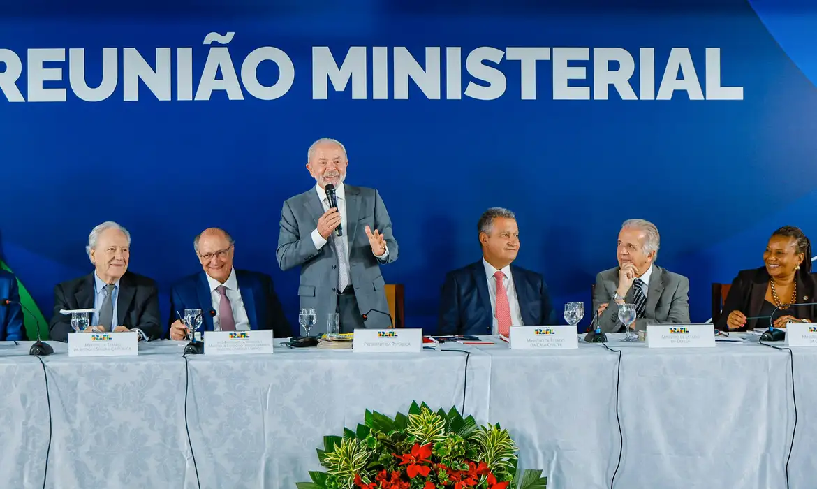 Acordo entre Mercosul e UE terá última chance no sábado, diz Lula