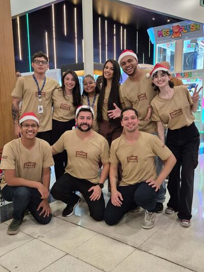 Equipe da Phoenix. Mais uma vez promove solidariedade