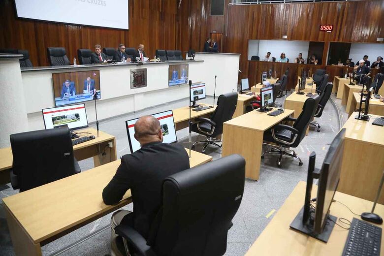 Vereadores de Mogi aprovam projeto que fomenta o combate à violência contra a mulher