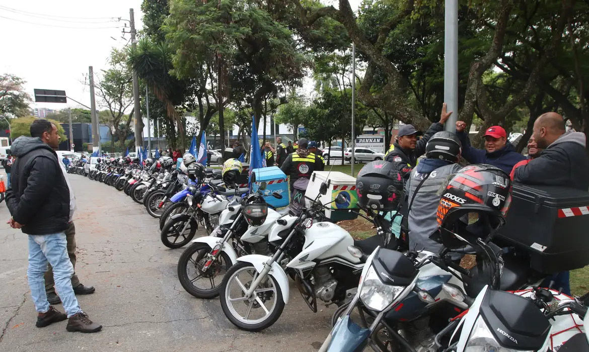 Propostas devem tratar de algoritmos, previdência e remuneração