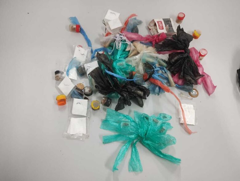 Força Patrulha localizou 96 porções de drogas