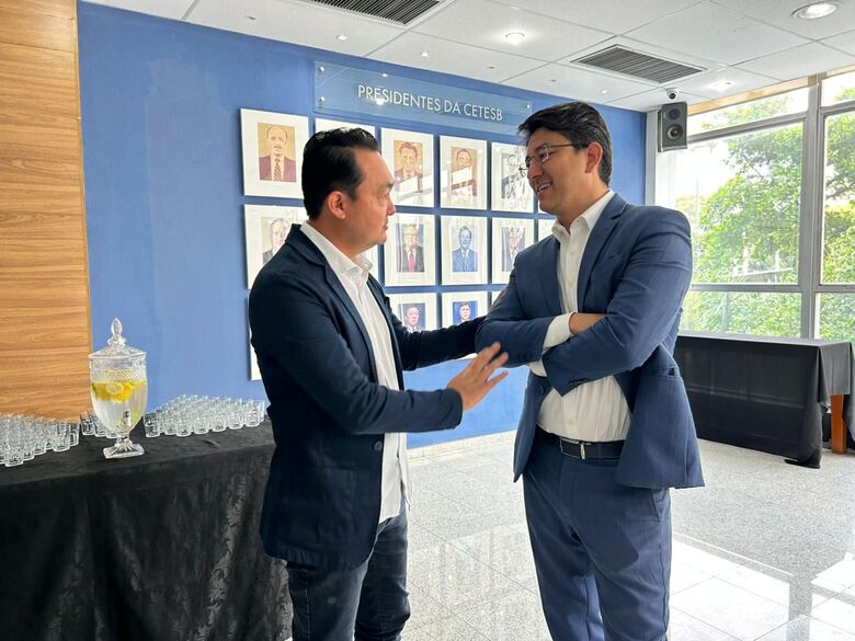 Suzano participa de encontro na Cetesb sobre gestão de resíduos