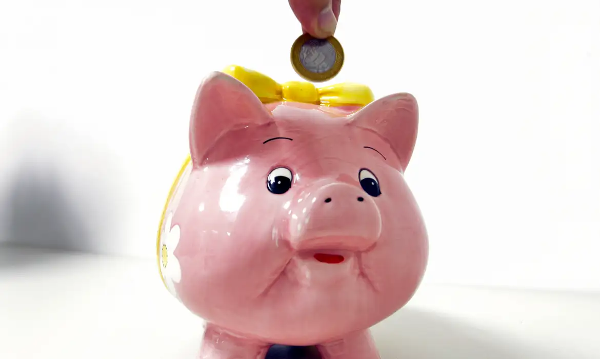 Segundo o BC, saldo foi reduzido em R$ 90,9 bilhões