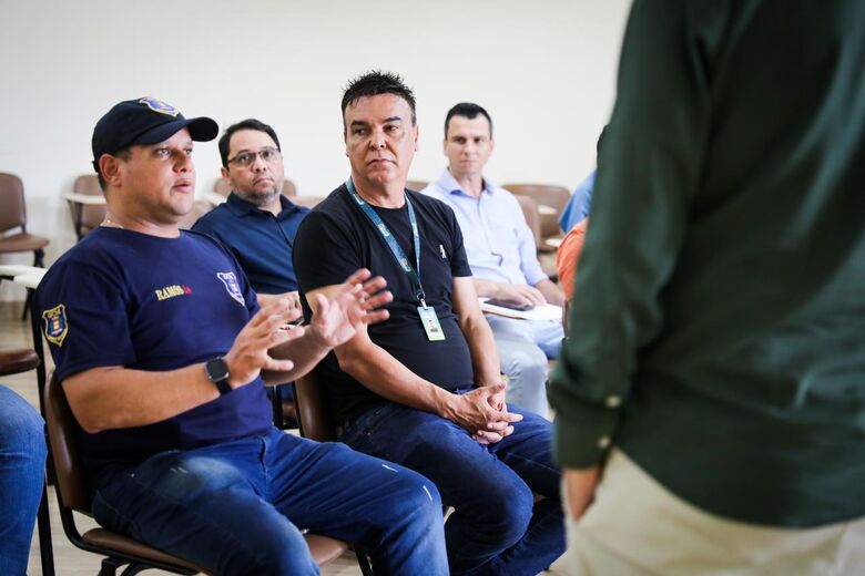 Ferraz realiza treinamento para identificação de grandes geradores de resíduos sólidos