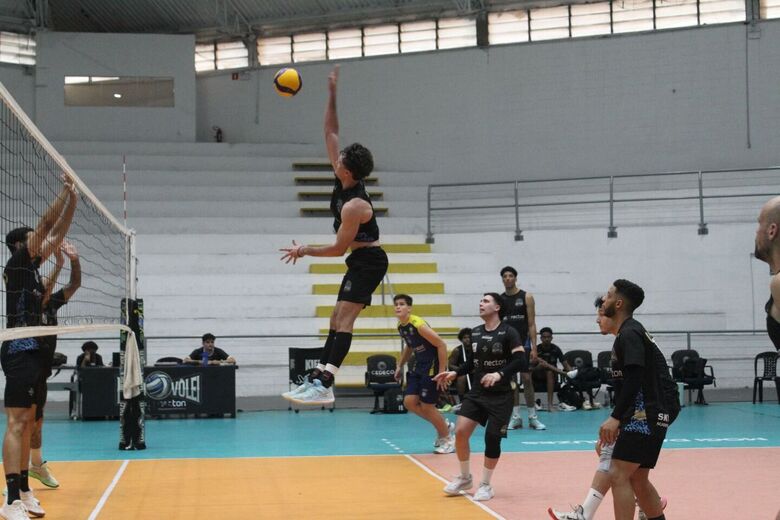 Mogi Vôlei recebe o Norde (CE) de Marcelo Negrão na Superliga B