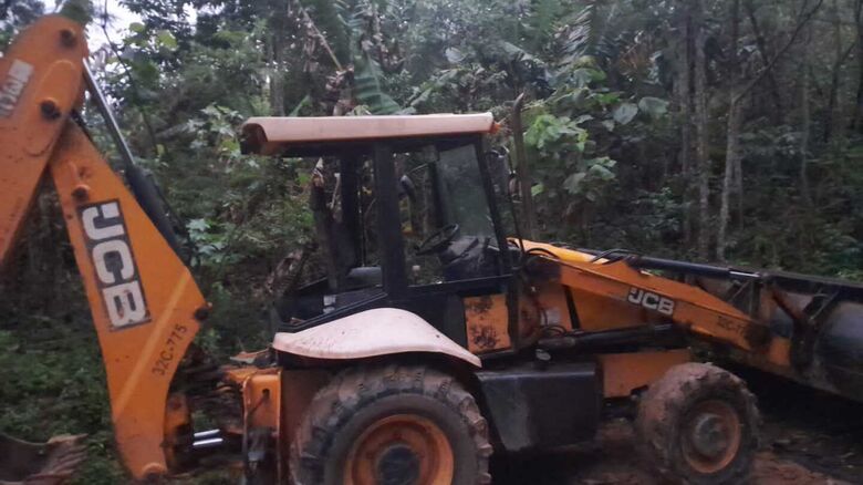 GCM de Ferraz  recupera máquina furtada da Prefeitura de Mogi