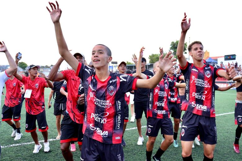 IAC garantiu a classificação após bater o Náutico neste sábado (10)