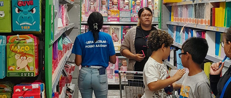 Compra básica de material escolar custa R$ 64,11 em Suzano