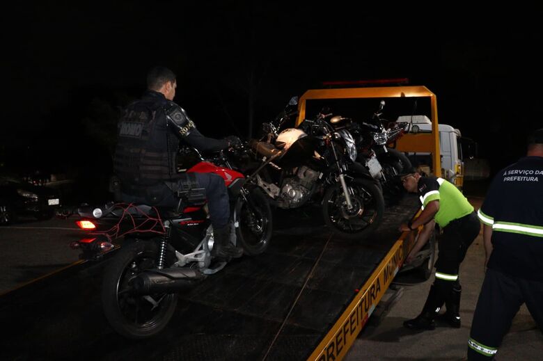  Operação 'Virada Segura' reforça presença da GCM de Suzano em todas as regiões da cidade