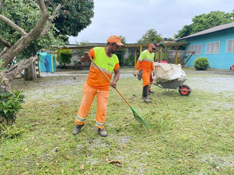 Ferraz realiza manutenção nas 66 escolas para o retorno às aulas