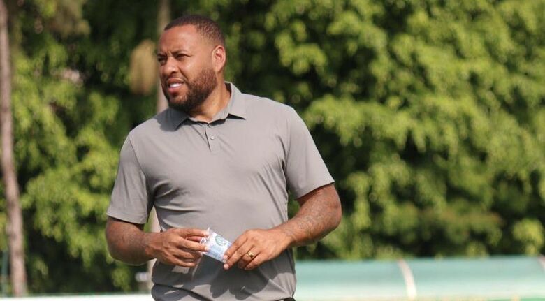 Everton Oliveira concedeu entrevista ao DS e falou sobre a expectativa para a estreia