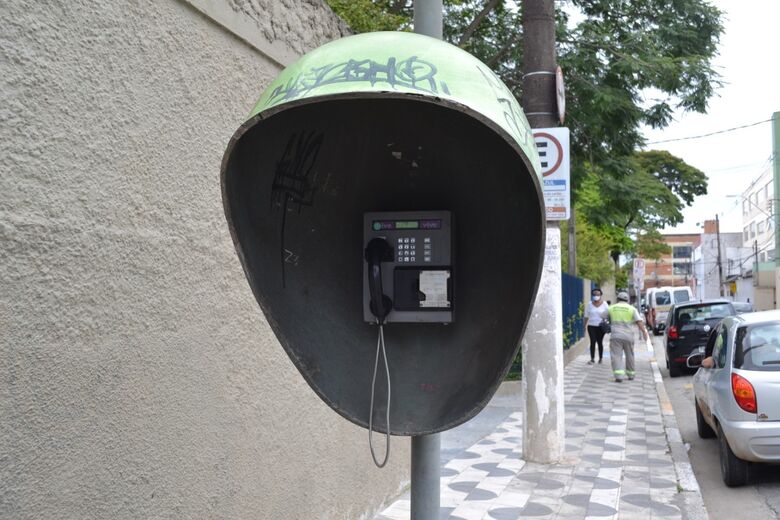 ORELHÕES Podem ser retirados das ruas