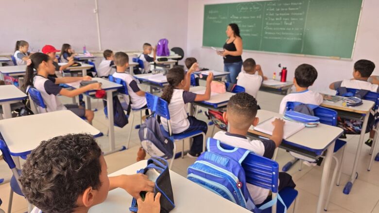 Alunos da rede municipal de Poá voltam às aulas nesta segunda-feira