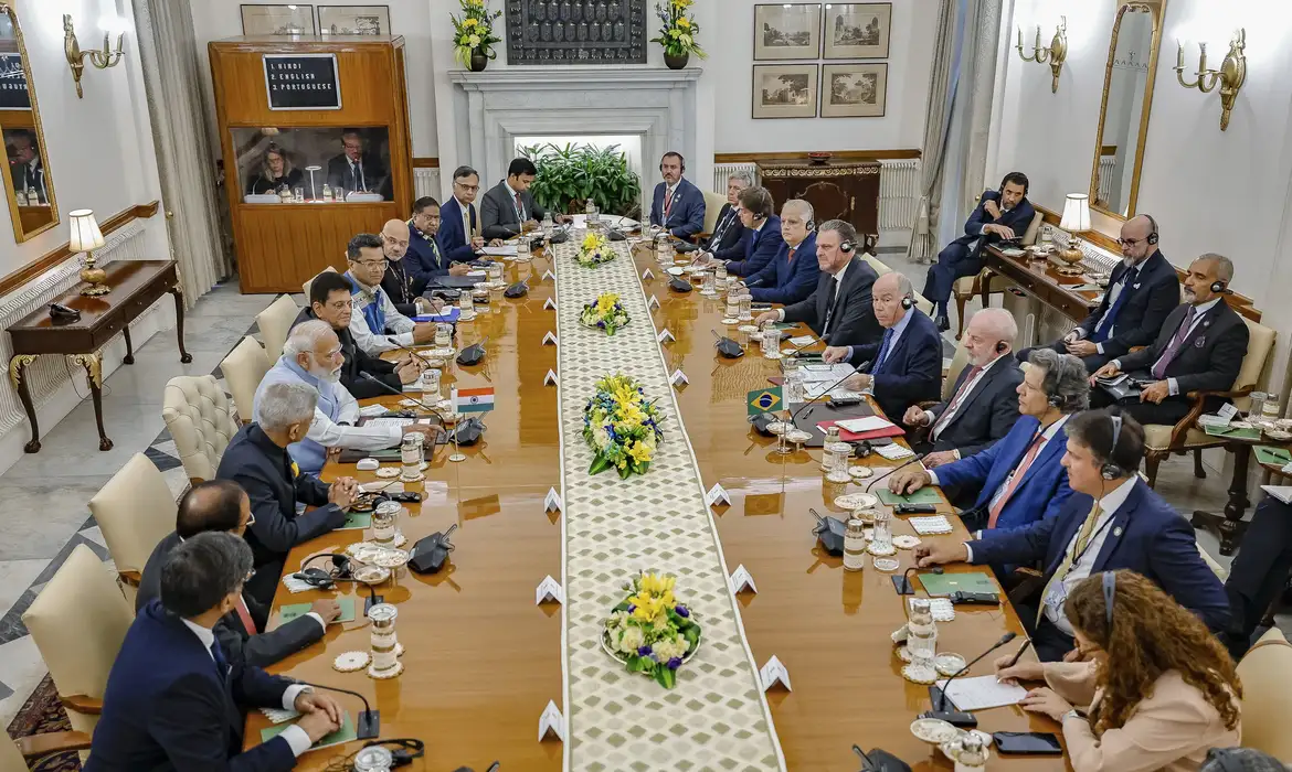 Presidente brasileiro fechou oito acordos com governo indiano