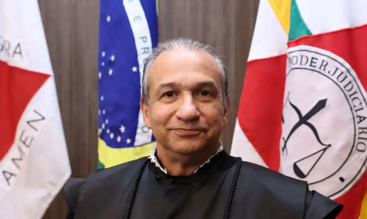 Magistrado também foi alvo de operação da Polícia Federal