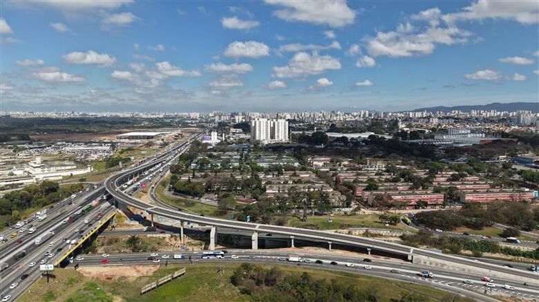 Via Dutra e Rio-Santos devem ter movimento intenso nesta sexta e sábado