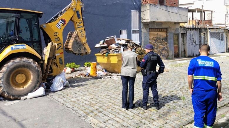 Ação na região norte de Suzano reforça combate ao descarte irregular de resíduos da construção civil