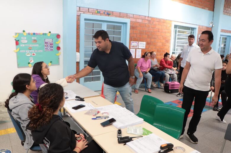  prefeito Pedro Ishi e secretário André Chiang acompanharam as ações