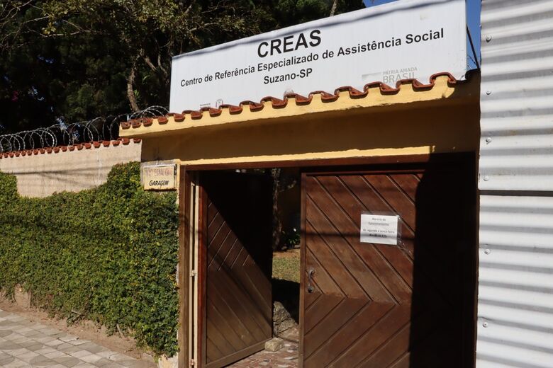 acesso ao acolhimento ocorre por meio do Centro de Referência Especializado de Assistência Social