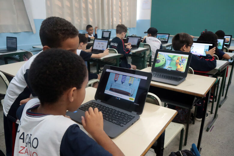 Sistema informatizado de avaliação inicia nova etapa com inovação na educação suzanense