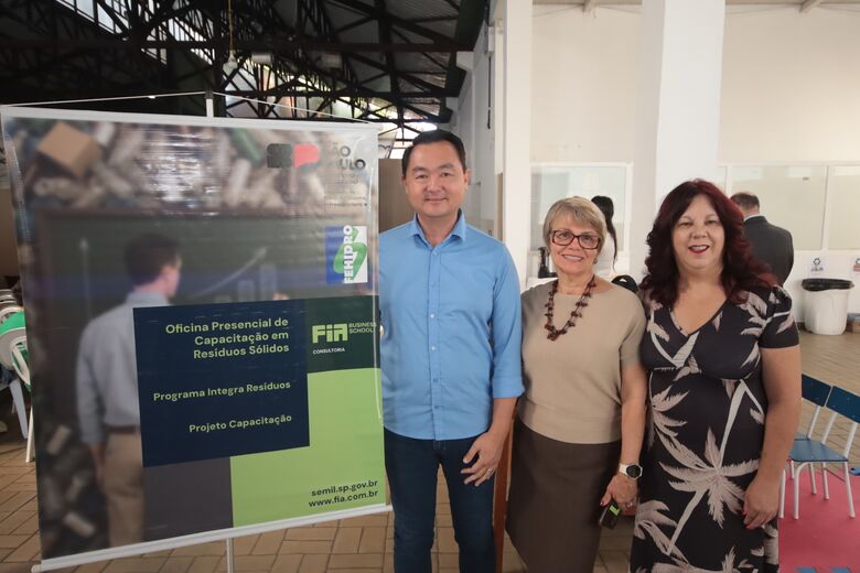Suzano sedia encontro metropolitano voltado à gestão de resíduos sólidos