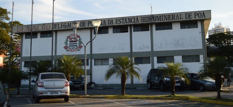 O caso foi registrado na Delegacia de Poá como lesão corporal culposa na direção de veículo automotor