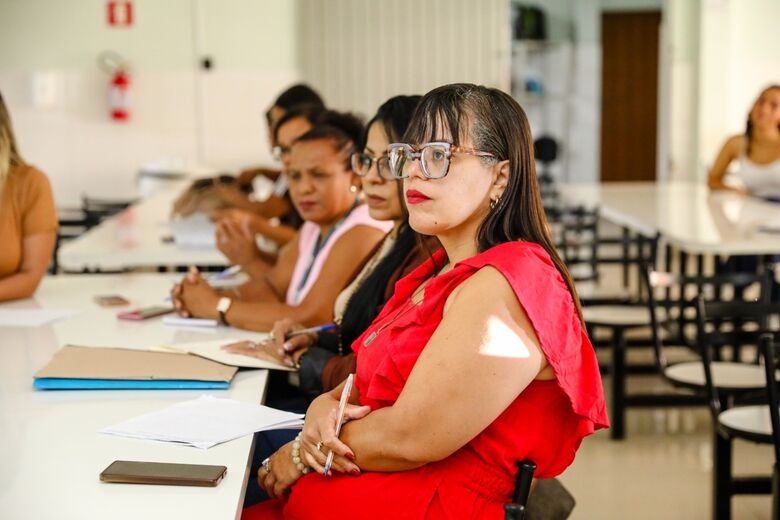 Educação de Ferraz realiza primeira reunião do Plano Municipal Primeira Infância
