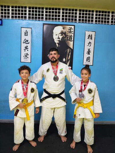 Sensei e atletas de Suzano conquistam medalhas na Copa São Paulo de Judô
