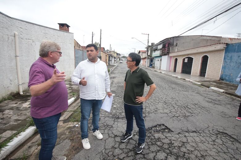 Pedro Ishi anuncia que trechos das ruas Euclides Damiani e Carlos Molteni serão revitalizados