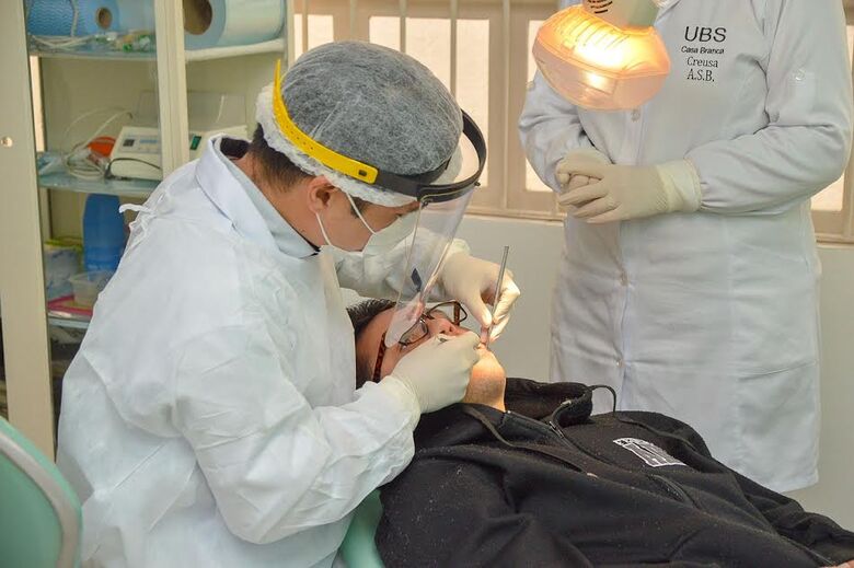 Postos terão ação especial de prevenção em saúde bucal durante 'Dia D' de vacinação