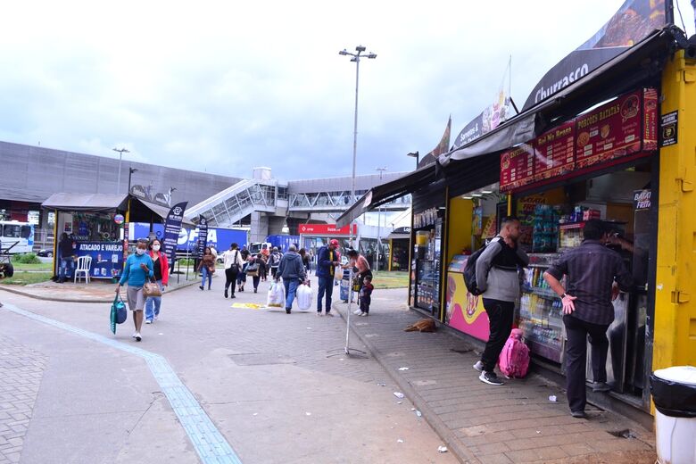 Inadimplência tem queda de 17,27% em fevereiro com dívida média de R$ 493