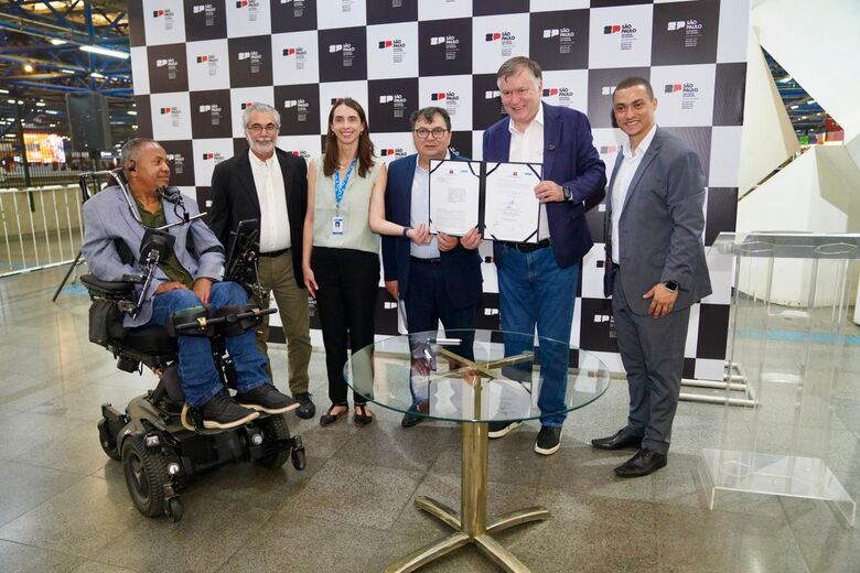 Governo de SP amplia acessibilidade no transporte público com serviço de Libras no Metrô