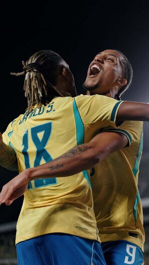 Seleção triunfa por 3 a 1 com gols de Danilo, Igor Thiago e Martinelli